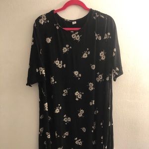 3 for $10: Black Floral Jersey Short Sleeve Dress